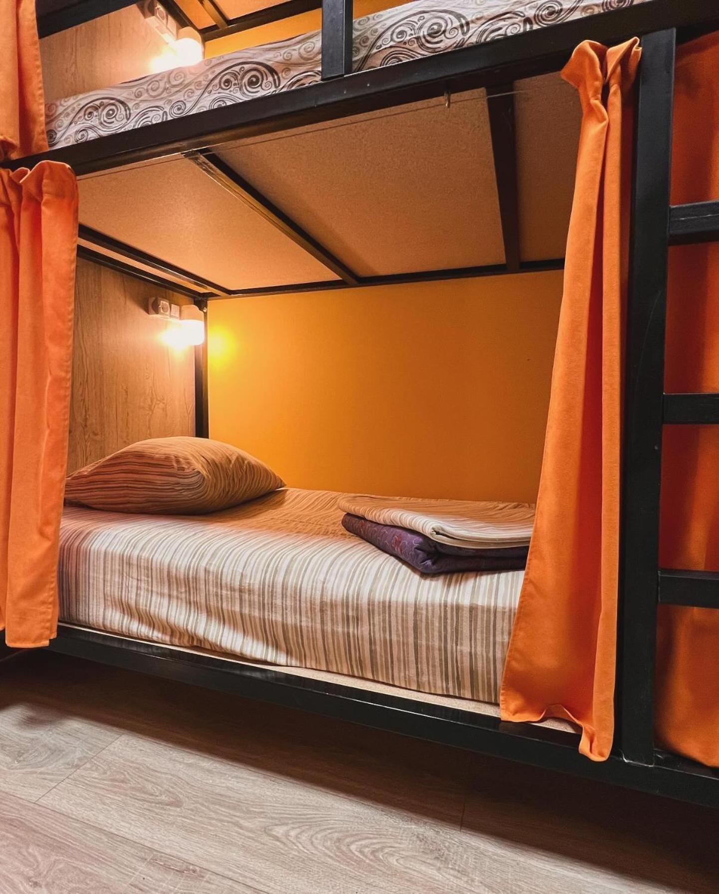 Рой Hostel Almati Kültér fotó