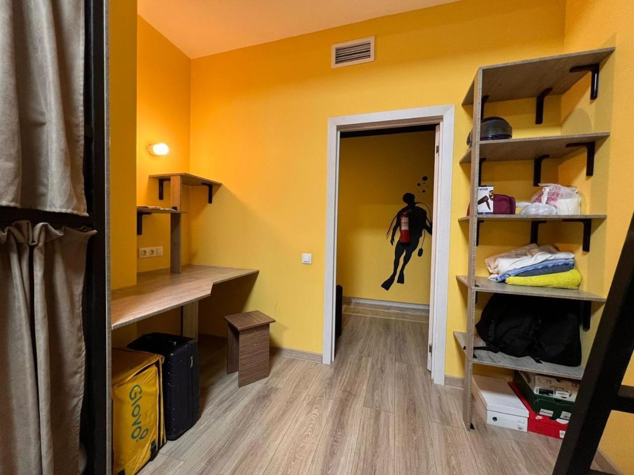 Рой Hostel Almati Kültér fotó