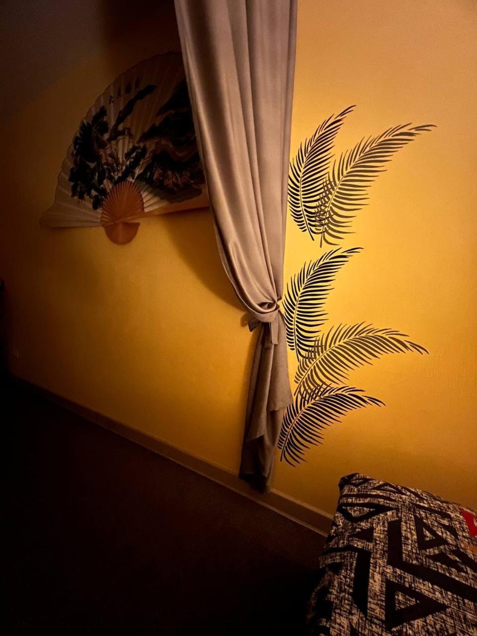 Рой Hostel Almati Kültér fotó