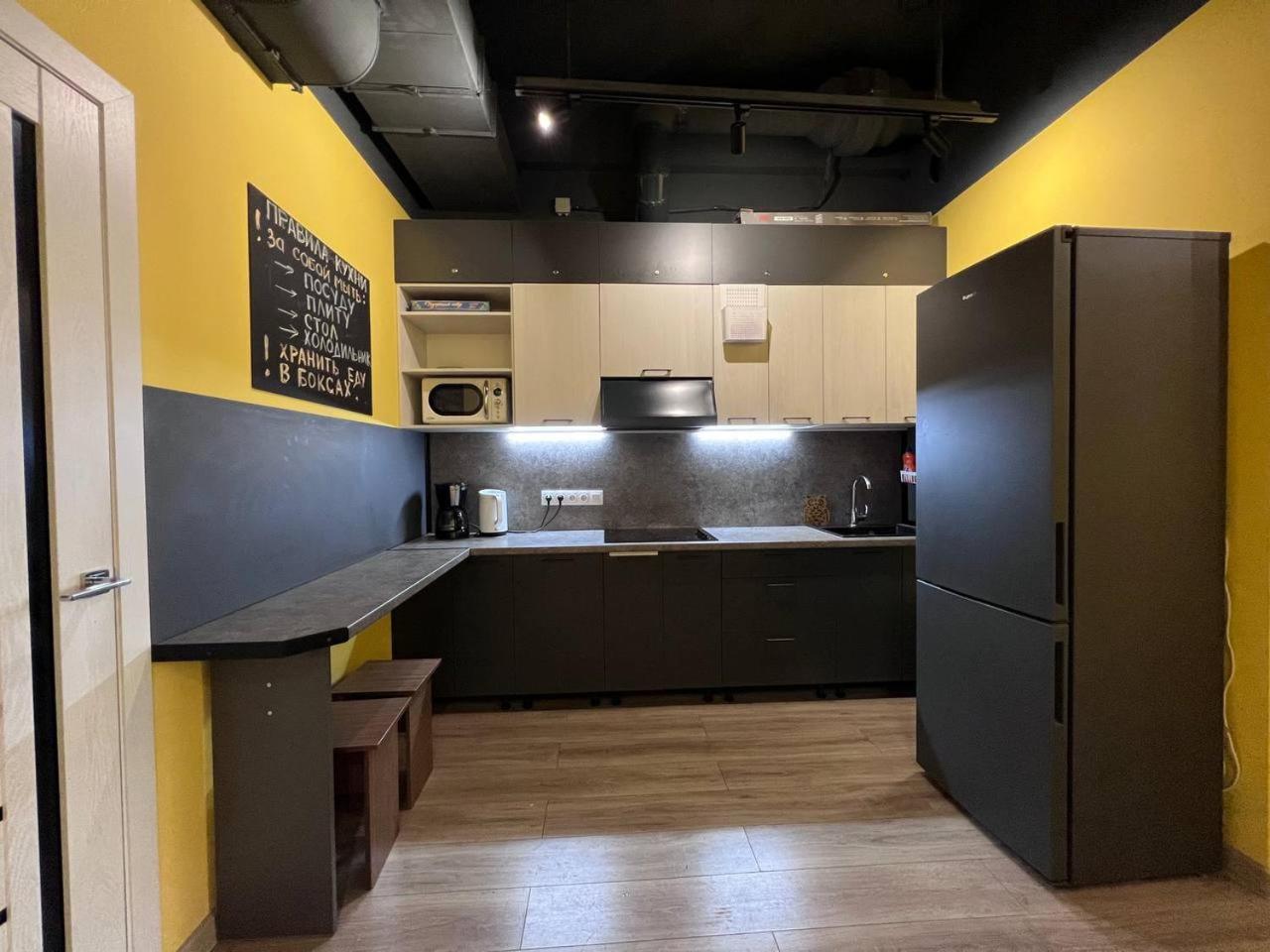 Рой Hostel Almati Kültér fotó